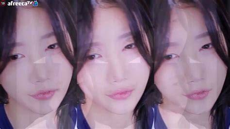 The key art image for D23 Asia: The Ultimate Disney Fan Event, featuring Sorcerer Mickey in his sorcerer hat and red robe; the event logo; and the words &ldquo;Singapore 2027.&rdquo; At the bottom right of the image are logos for Disney, Pixar, Marvel, Star Wars, National Geographic, and Hulu.